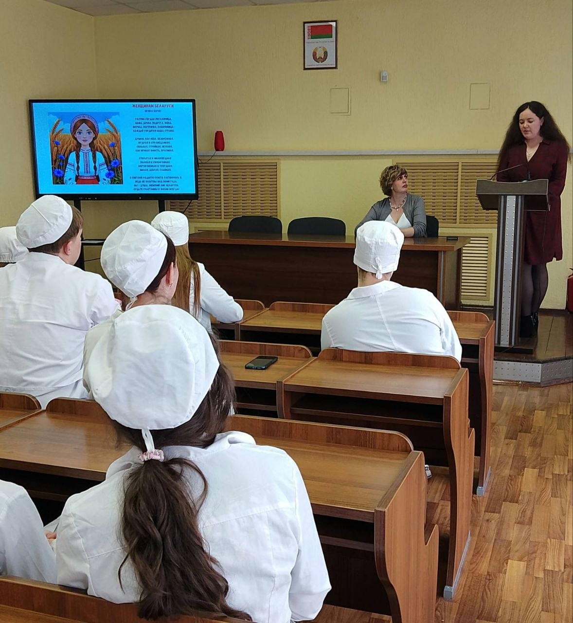 photo 5402267293376517103 y